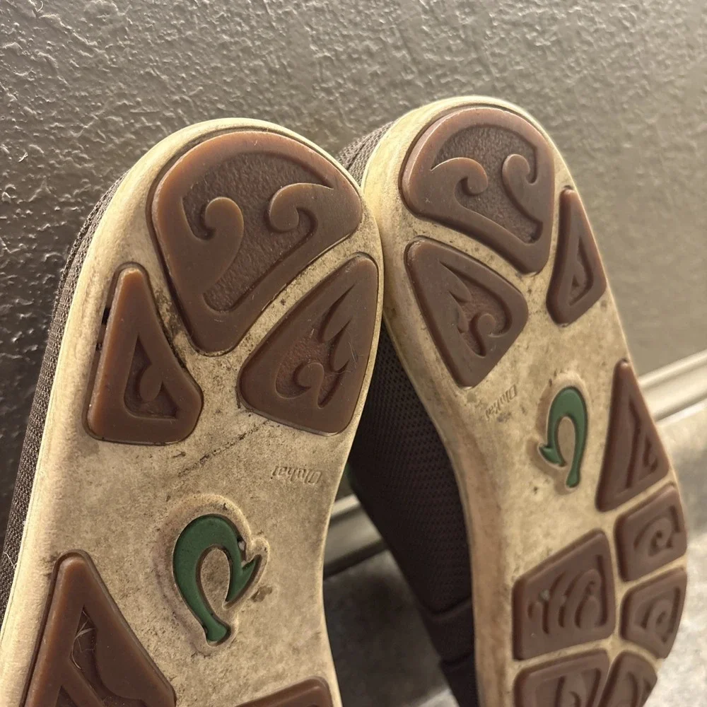 OluKai Men's Nohea Mesh Brown slip-on shoes Men's Sz 9 Good‎ Condition
